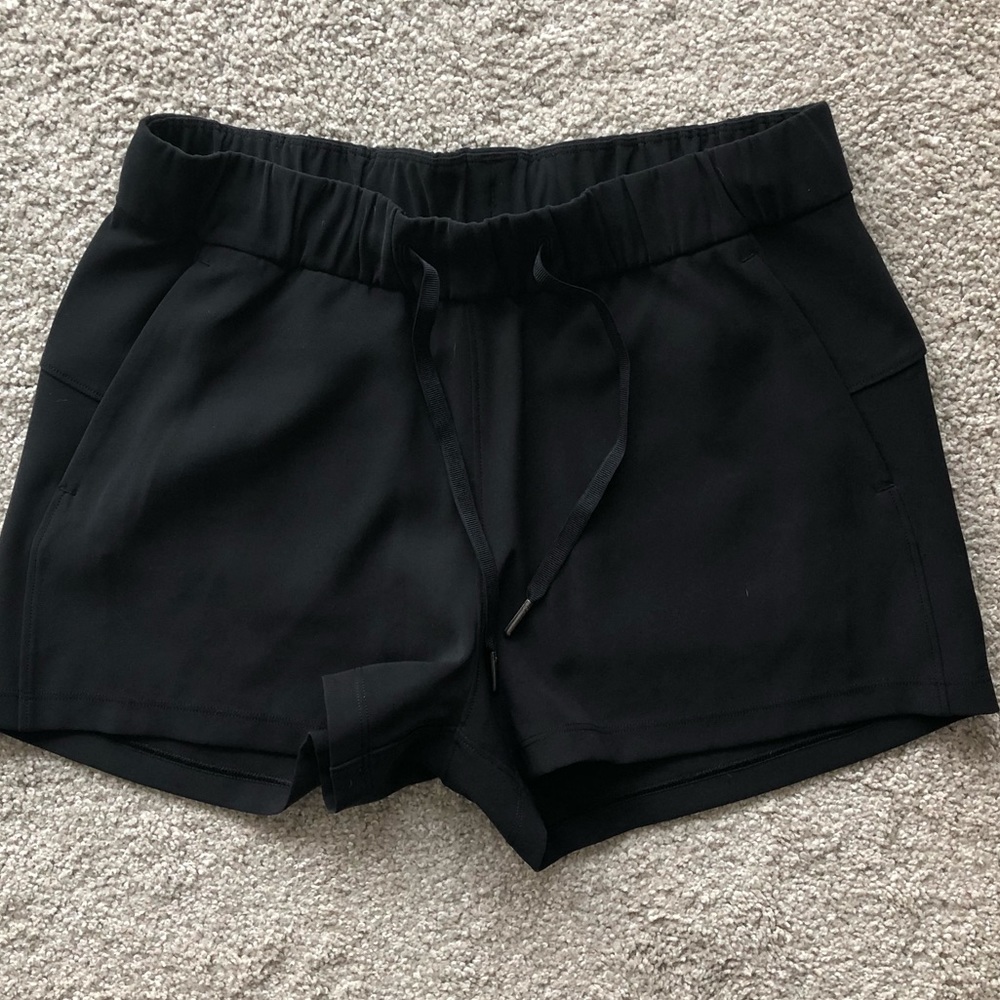 Lululemon On the Fly Woven Shorts